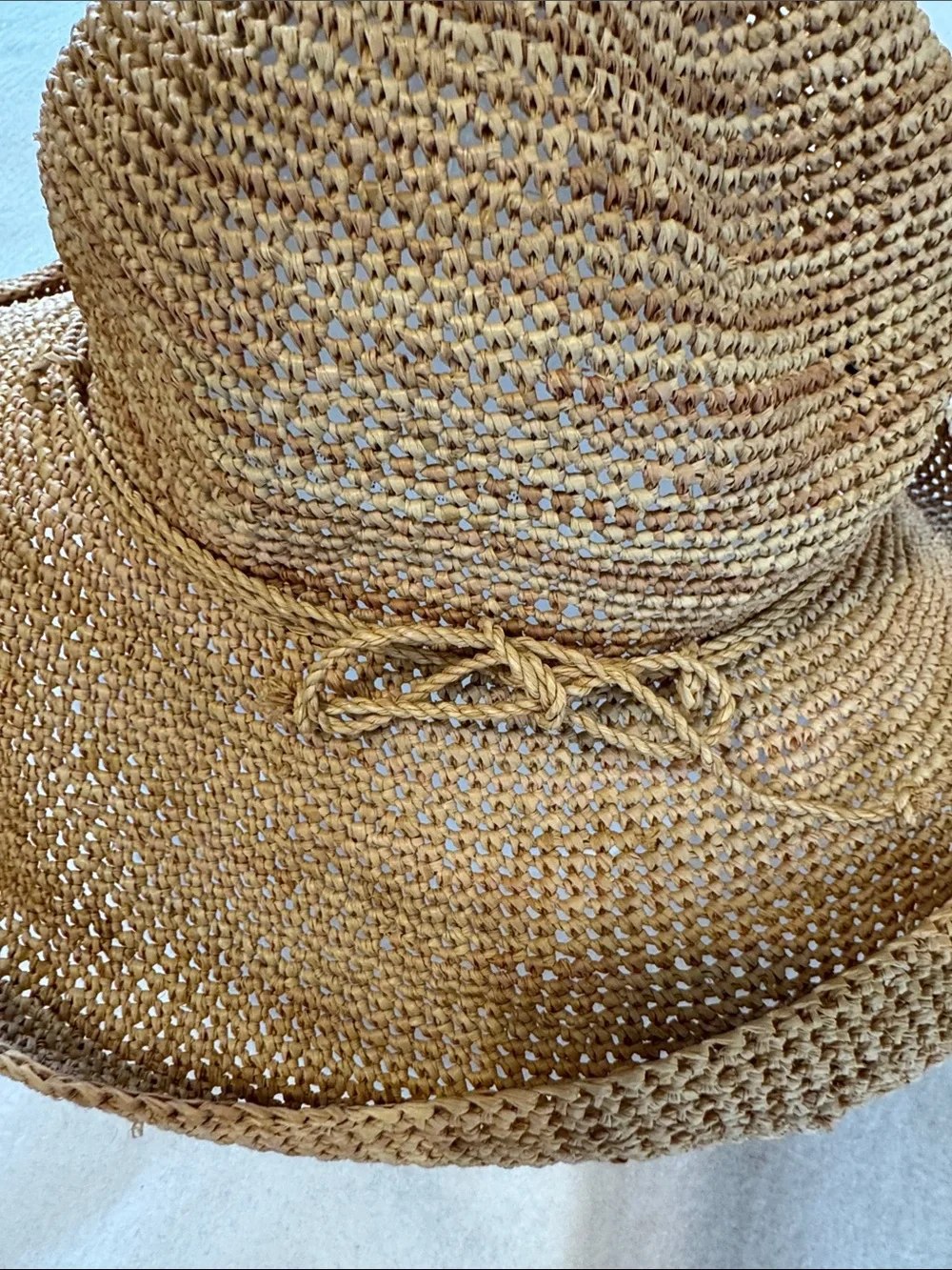 Helen Kaminski 100% Raffia Wide Brim Crochet Sun Hat Natural